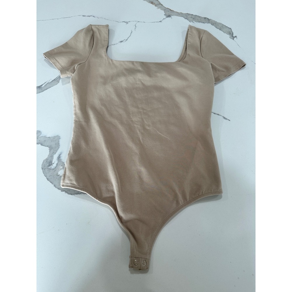 Express Body Contour Square Neck Short Sleeve Bodice Tan Beige M
